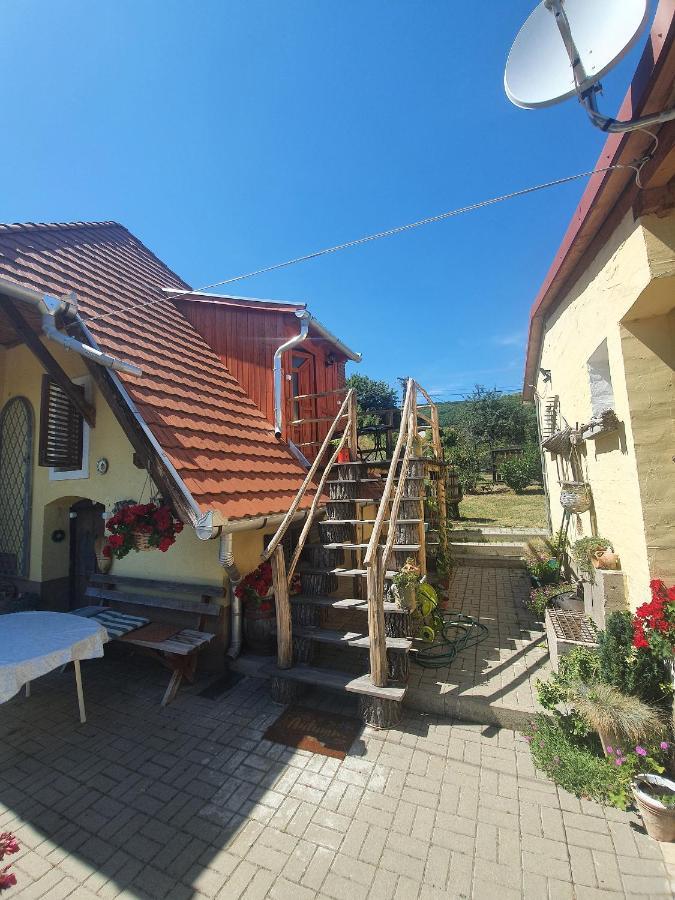 Dalia Apartmanok Csopak Zewnętrze zdjęcie